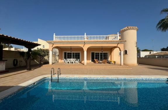 2 Bett Villa zum Verkauf in Playa Flamenca
Villa zum Verkauf Playa Flamenca
Playa Flamenca Villen zum Verkauf
Kaufen Sie Villas Playa Flamenca zum Verkauf
Villen zum Verkauf in Playa Flamenca