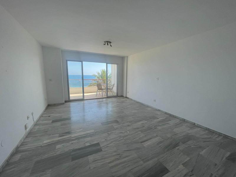 Apartamento en primera línea de playa Alicante