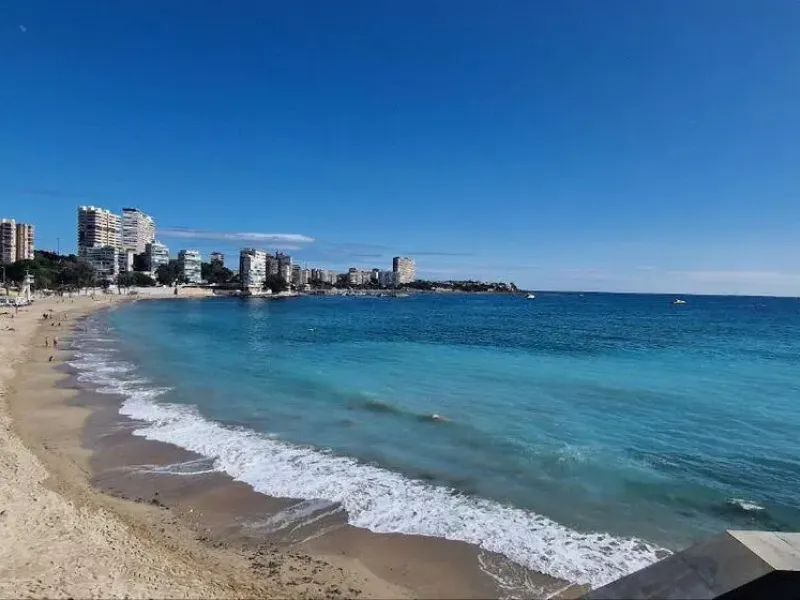 Apartamento en primera línea de playa Alicante