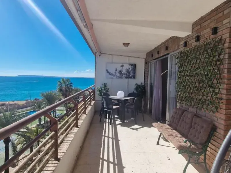 Apartamento en primera línea de playa Alicante