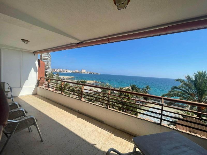 Apartamento en primera línea de playa Alicante