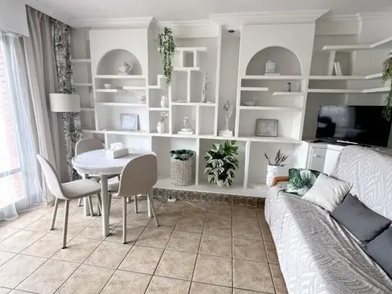 Appartement à louer à Punta Prima