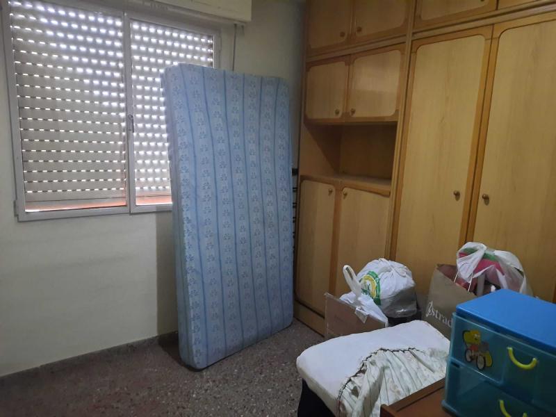 Appartement dans le centre d'Alicante (besoin de réparation)