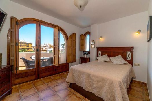 Apartments for sale in Punta Prima Spain