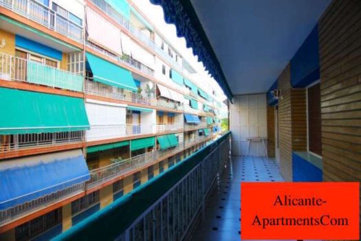 Big apartment on Rio Seco Street