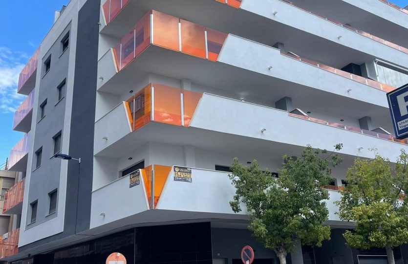 New Apartment with Pool and Gym – Torrevieja