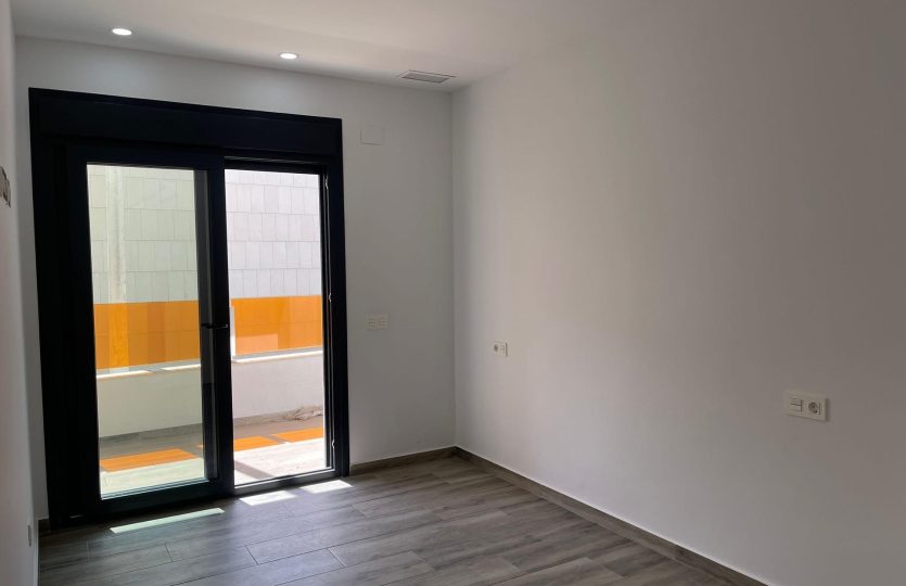 Exclusive New-Build Apartment in Torrevieja