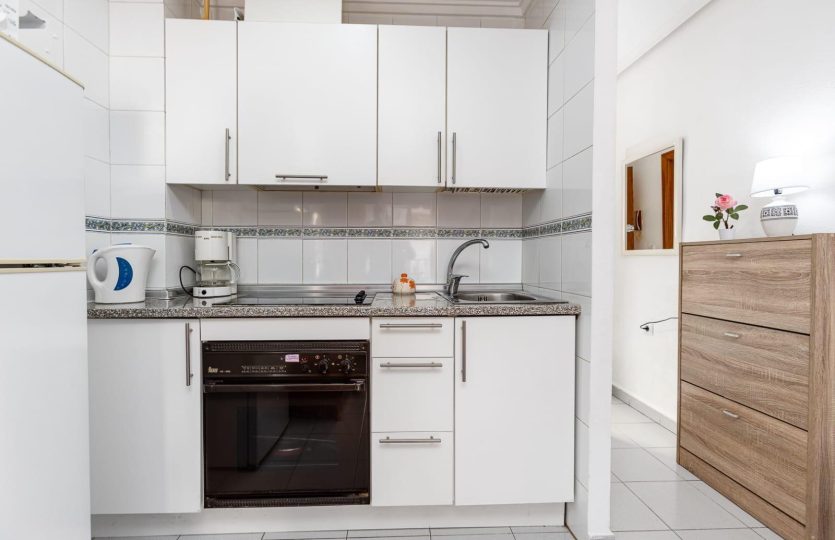 Furnished Studio with Elevator and Tourist License in the Heart of Torrevieja