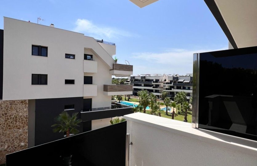 Apartment Torrevieja for sale in Spain