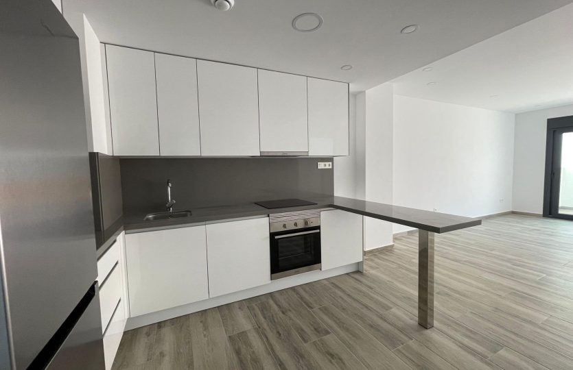 New Apartment with Pool and Gym – Torrevieja