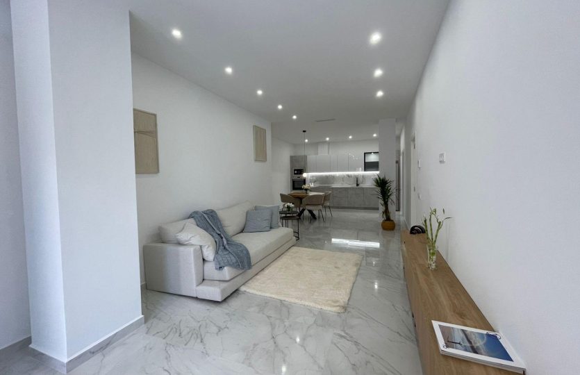 NEW-BUILD PROPERTY ON CALLE GUMERSINDO!