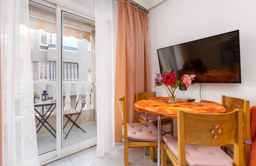 Furnished Studio with Elevator and Tourist License in the Heart of Torrevieja