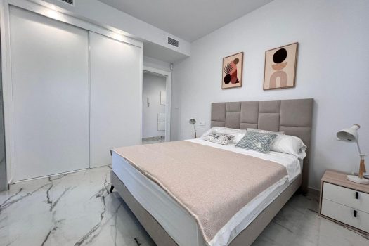 Apartment Torrevieja for sale in Spain