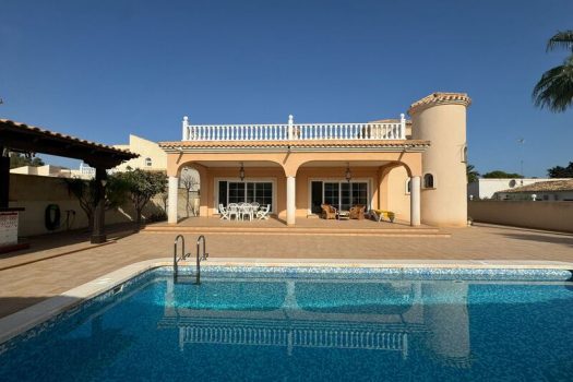 2 bedroom villa for sale in Playa Flamenca