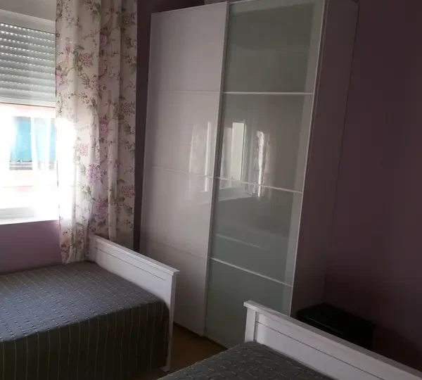 Renovated apartment close to the centre and sea