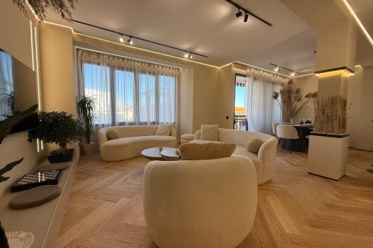 Buy property in Alicante Spain, with sea views.