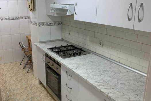 Flat in good condition not far from the sea