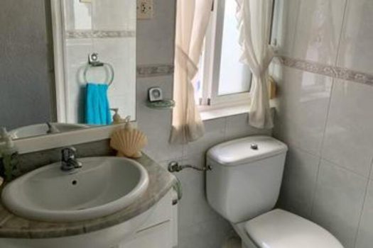 Big apartment in Alicante close to the beach