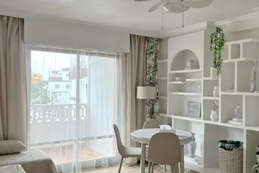 Apartment to rent in Punta Prima