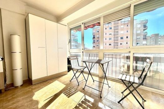 Apartments for sale in Spain by the sea