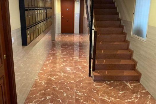 Flat in good condition not far from the sea