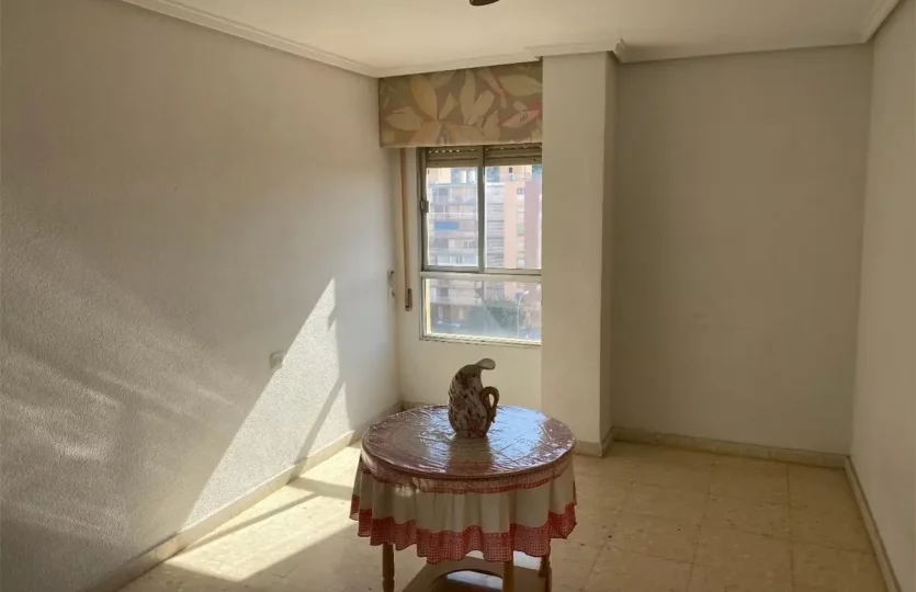 Buy apartment Alicante