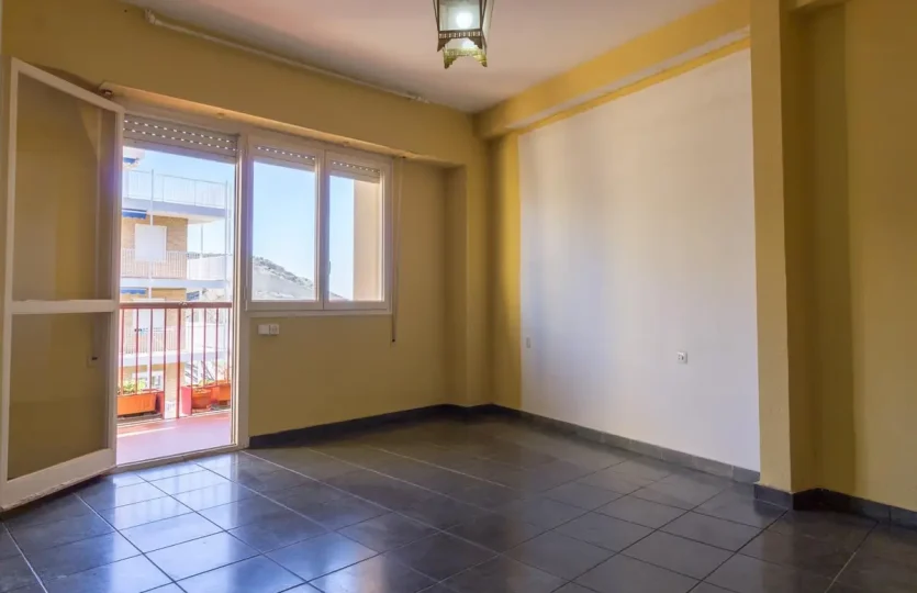 Buy property in Alicante