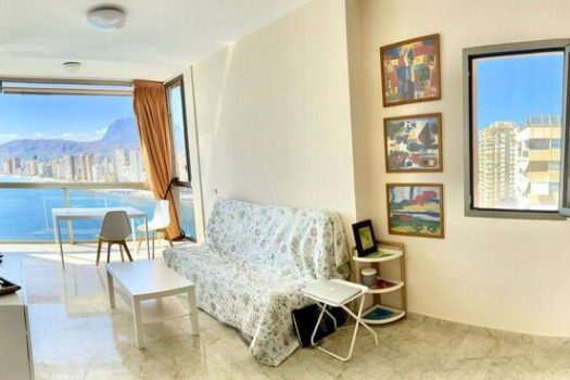 First line beach apartment to rent Benidorm
