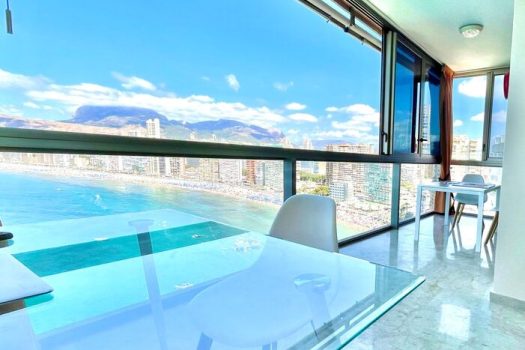 First line beach apartment to rent Benidorm