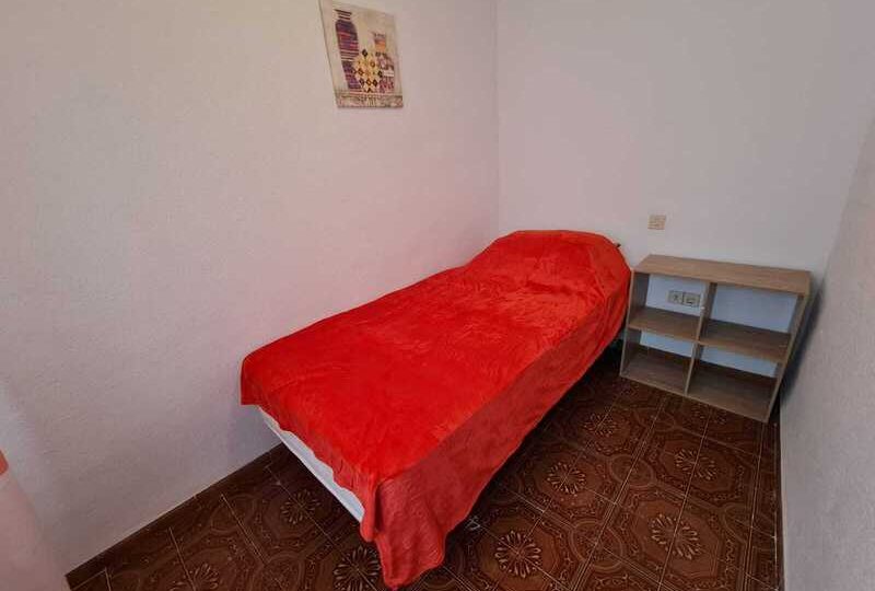 Big apartment in Alicante close to the beach