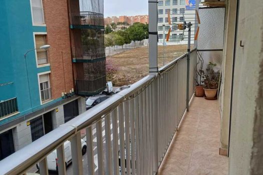 Cheap apartment near the sea and park in Alicante