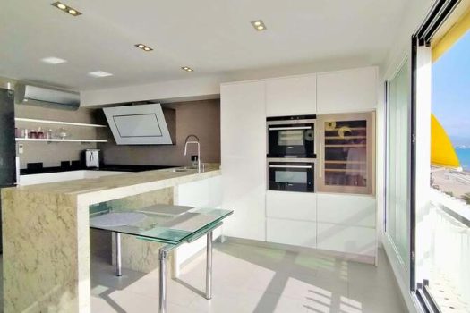 Great seaview apartment in Playa San Juan de Alicante