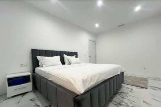 Renovated apartment in the city centre with great potential