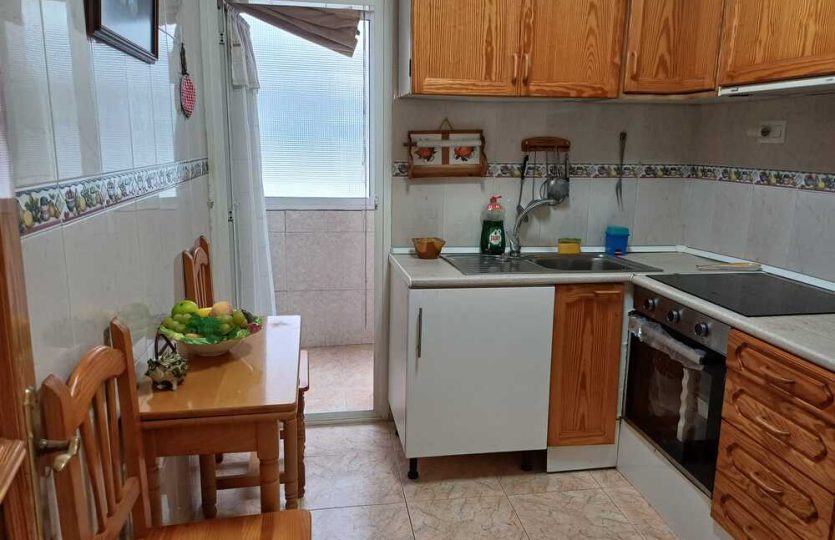 Cheap apartment near the sea and park in Alicante