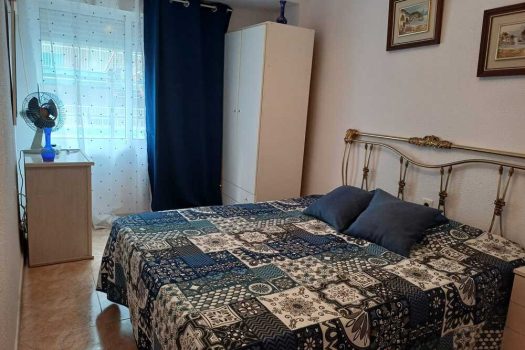 Cheap apartment near the sea and park in Alicante