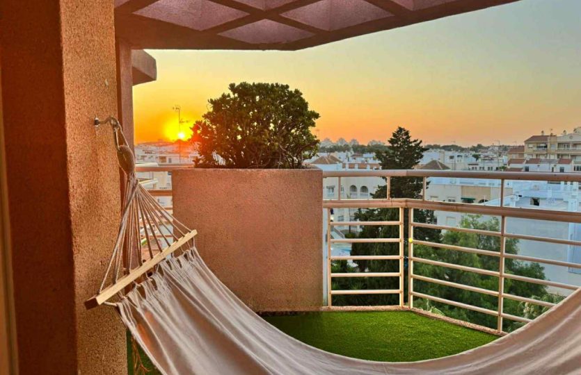 Buy a duplex apartment in Torrevieja