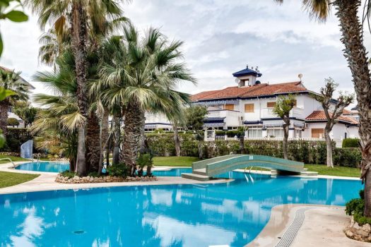 Apartments to rent in Torrevieja at a good price