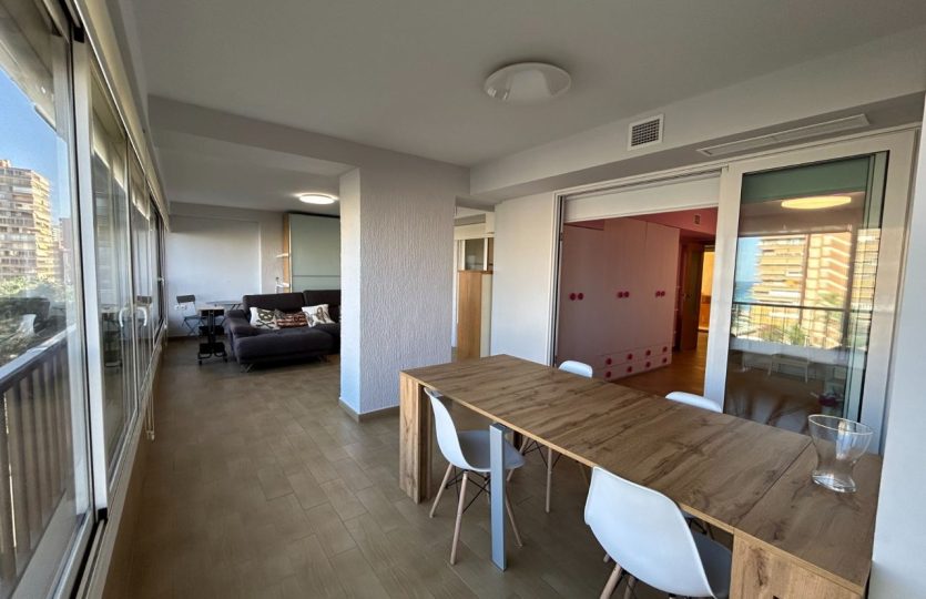 Cheap apartments in Alicante for rent with sea views