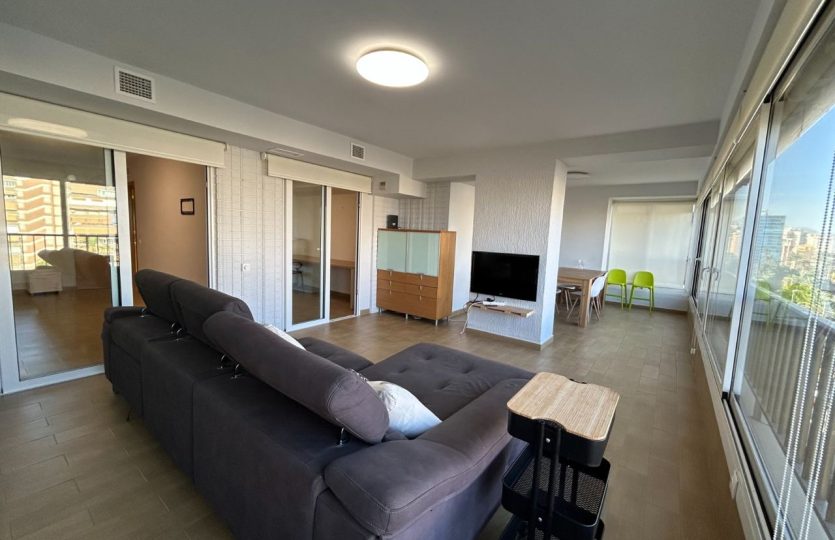 Cheap apartments in Alicante for rent with sea views