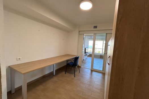 Cheap apartments in Alicante for rent with sea views