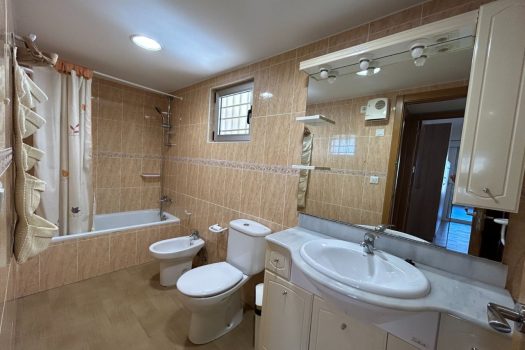 Cheap apartments in Alicante for rent with sea views