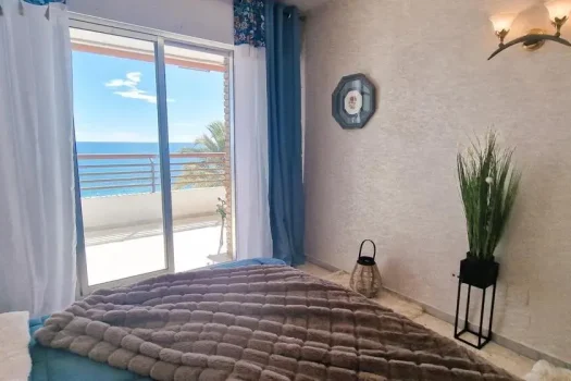 First line beach apartment Alicante