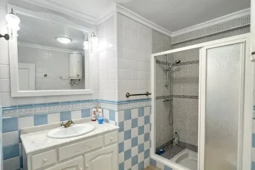 Apartment to rent in Punta Prima