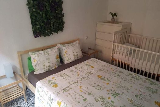 Nice 3 bedroom apartment close to the tram stop