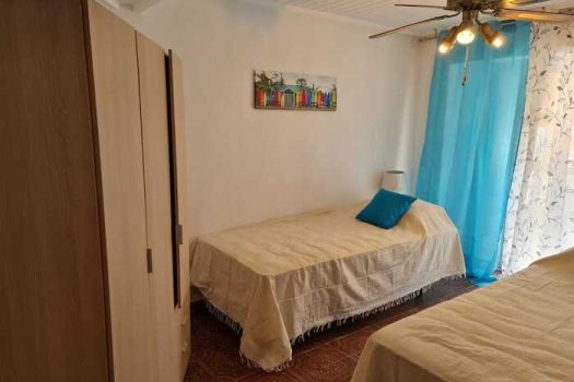 Big apartment in Alicante close to the beach