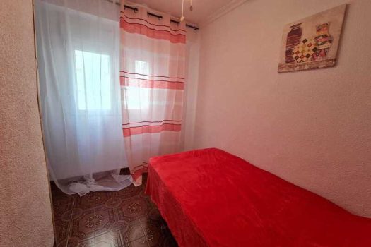 Big apartment in Alicante close to the beach