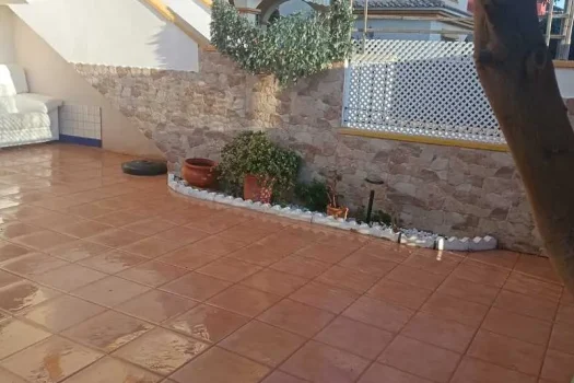 Rent house in Spain