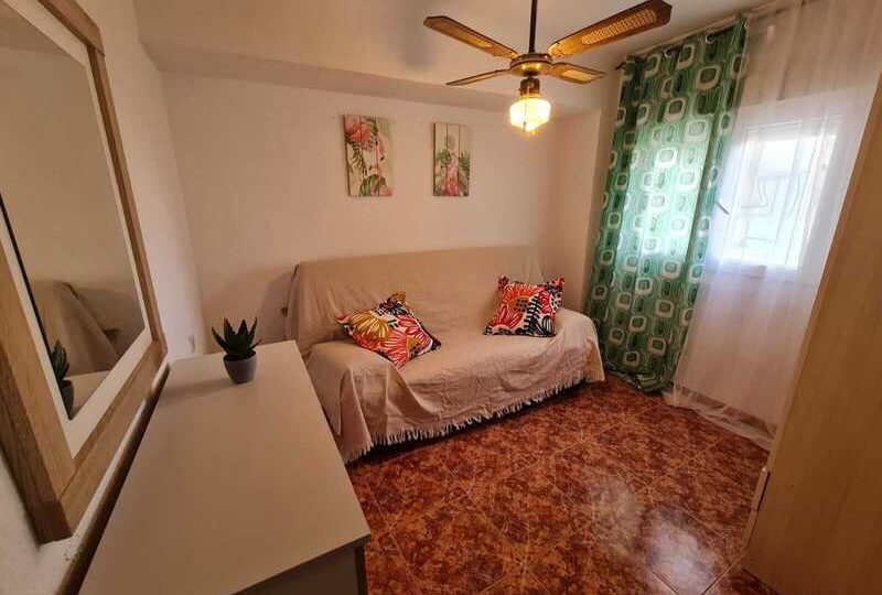 Big apartment in Alicante close to the beach