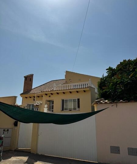 Villa for sale Playa Flamenca