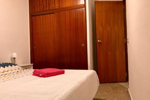 Big holiday apartment in Alicante City